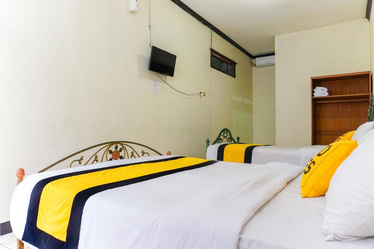 Hotel Astria Graha Bandung Exterior foto